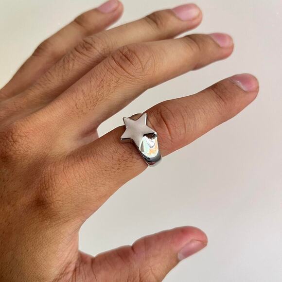 Y2K Vintage Silver Star Ring – Size 8, Unisex, Brand New - Picture 10 of 14